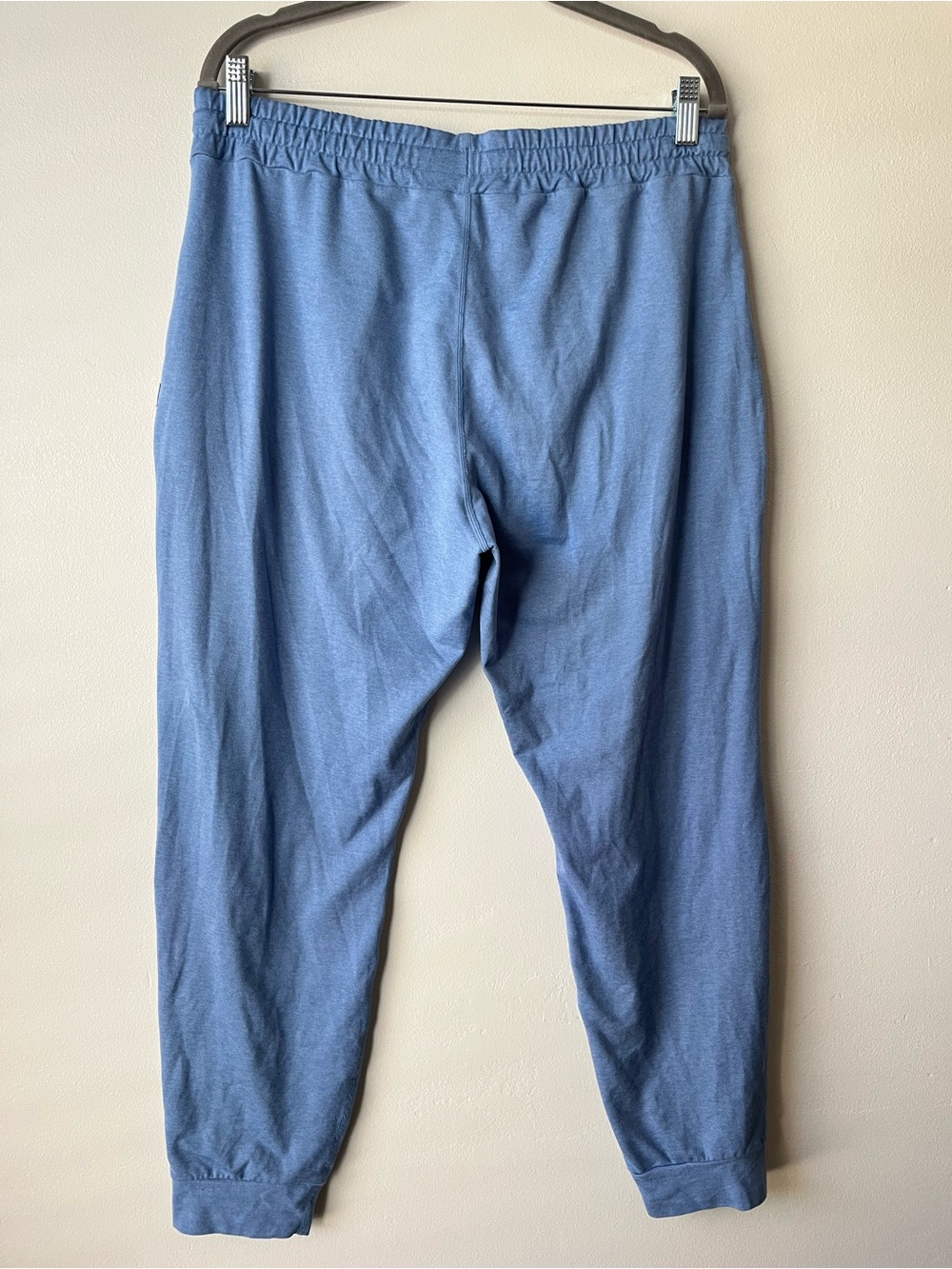 Vuori Performance Jogger Pants Spring Heather - Picture 6 of 11